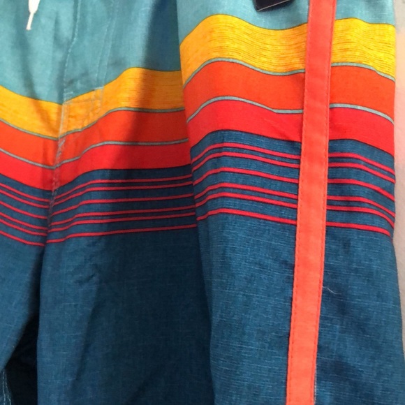 NWT Burnside mens swimming trunks size 34 - Picture 2 of 5